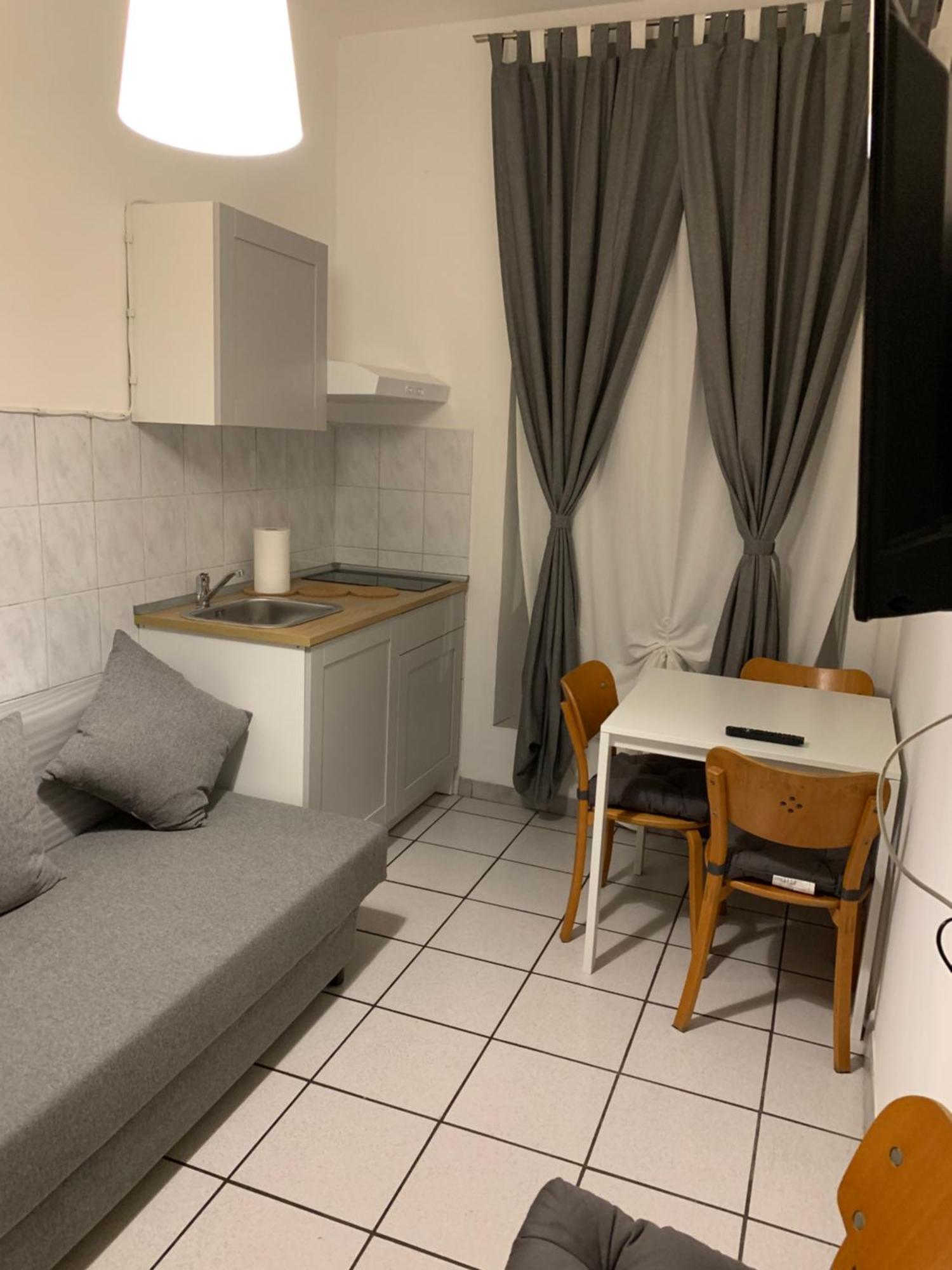 Bed2Go Turim Quarto foto